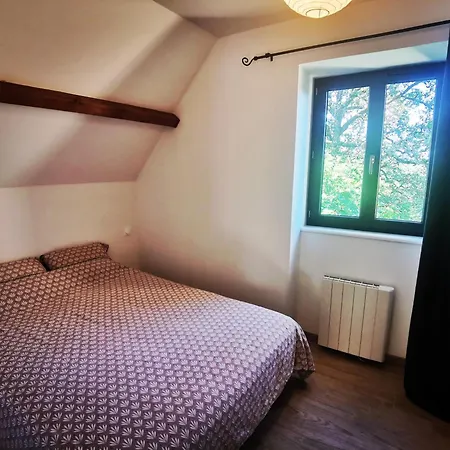 Semesterbostad Les De La Toureille